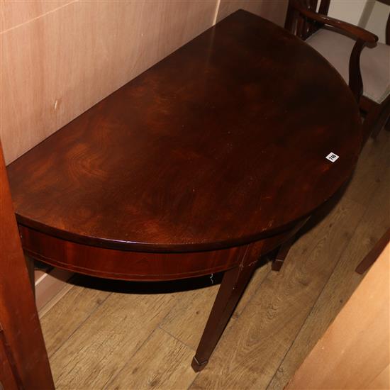 A George III inlaid mahogany single drop leaf dining table, W.119cm